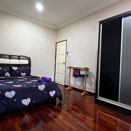 Yb Guest House 4 Bilik 5 Katil Chukai المظهر الخارجي الصورة