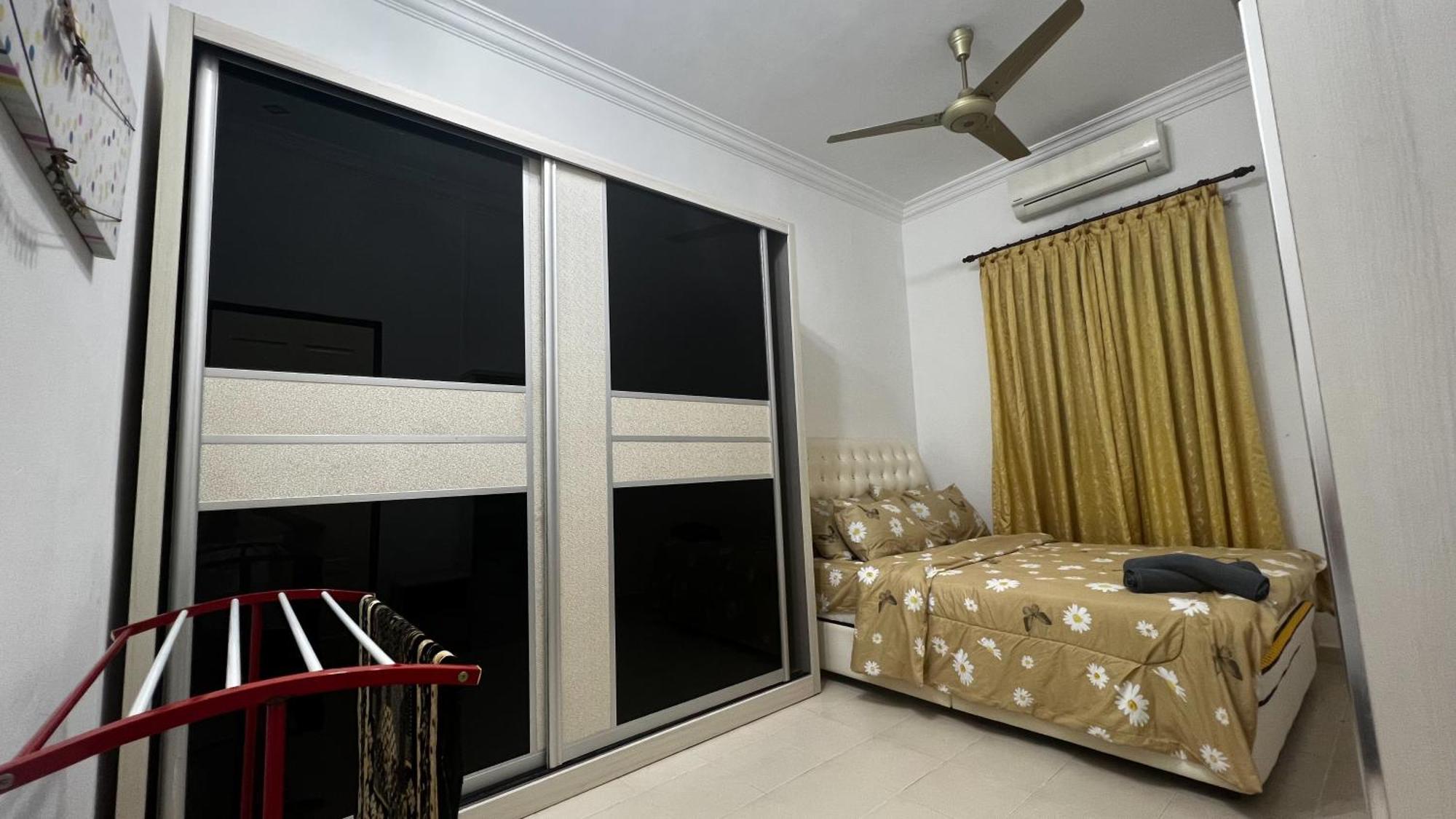 Yb Guest House 4 Bilik 5 Katil Chukai المظهر الخارجي الصورة