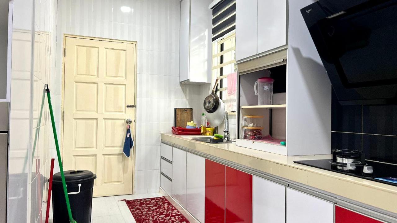 Yb Guest House 4 Bilik 5 Katil Chukai المظهر الخارجي الصورة